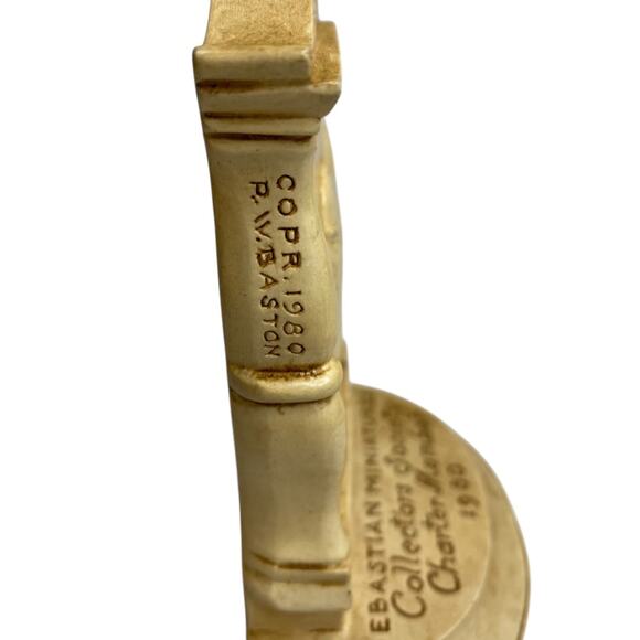 Sebastian Miniatures Collectors Society Charter Member 1980 Display - Picture 5 of 7